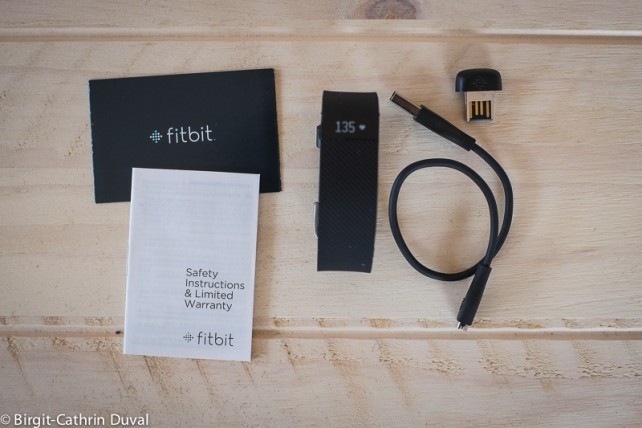 Компания Fitbit предоставила мне Fitbit Charge HR для теста